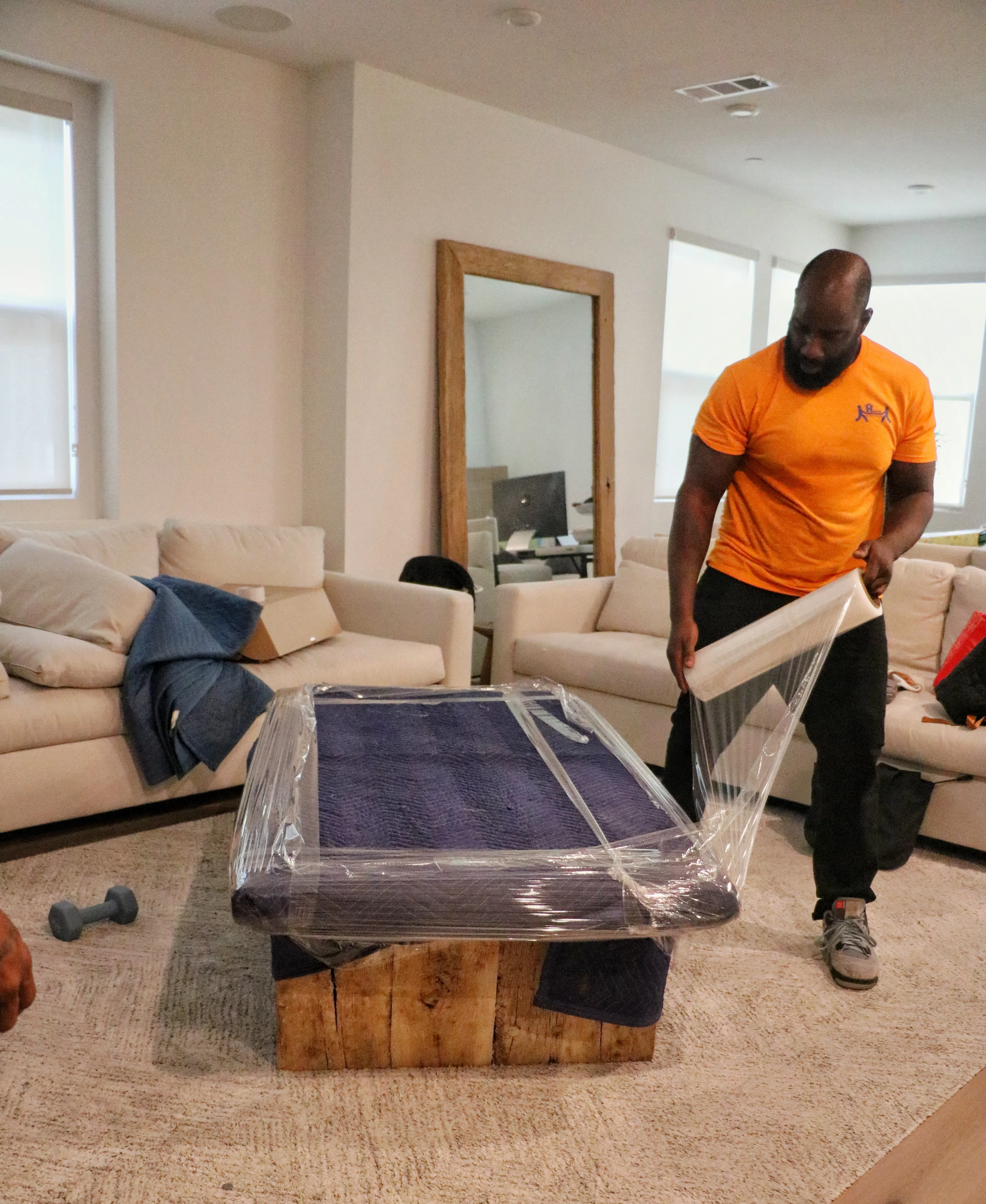 Helpful Moving team serving Lake Forest neighborhoods